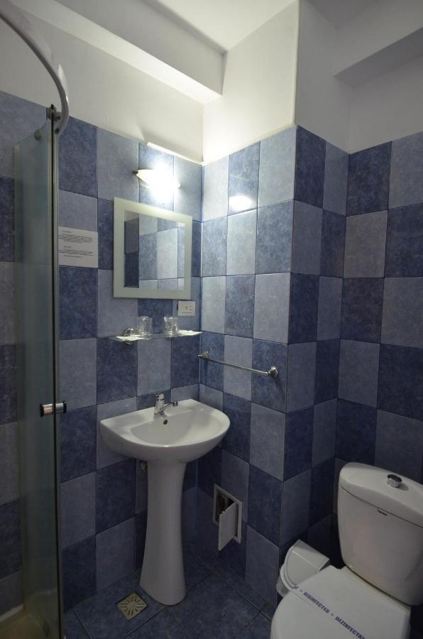 Hotel Intim Costinesti Esterno foto